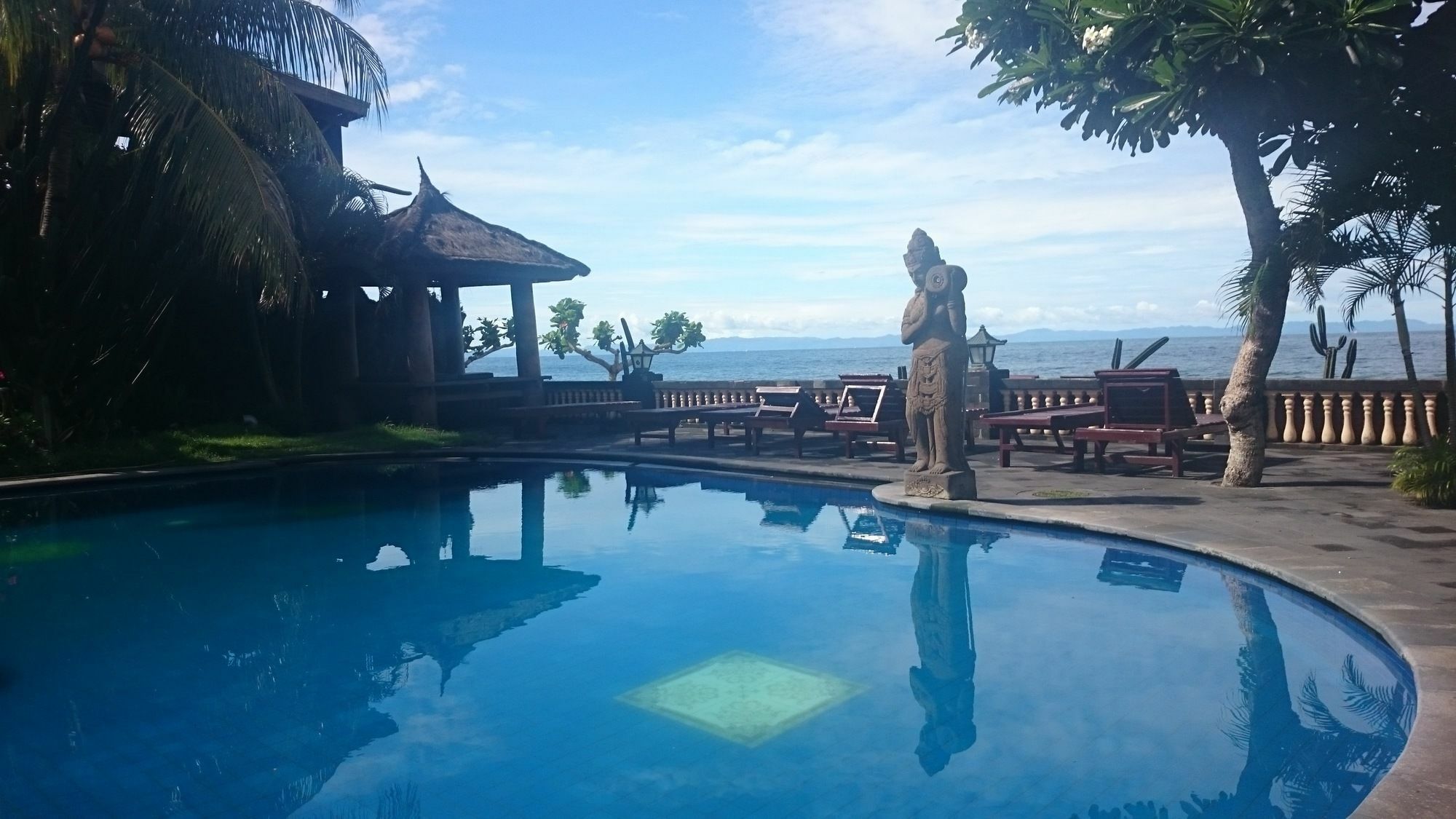 Batu Bolong Cottages Mangsit Exterior photo