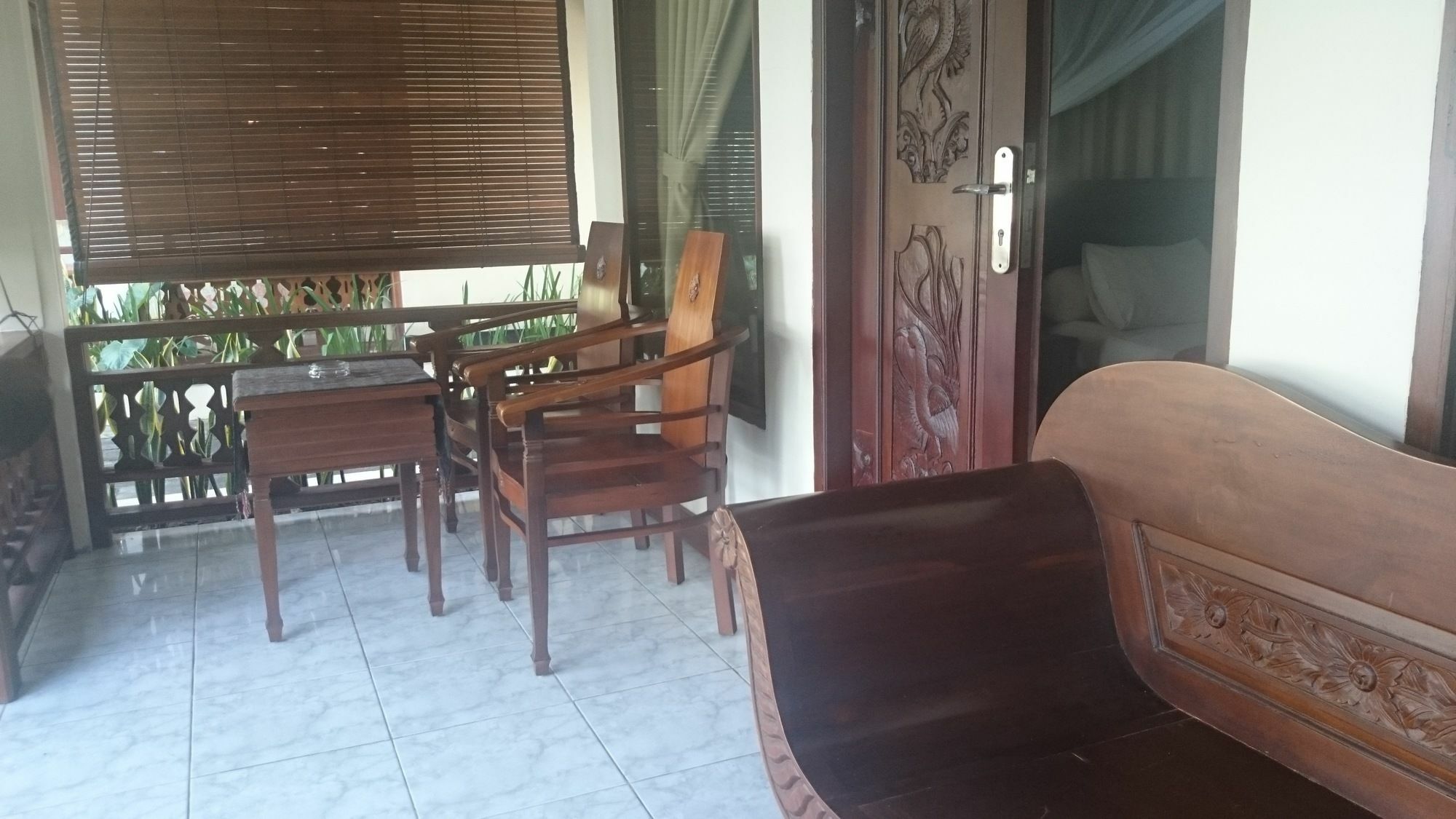 Batu Bolong Cottages Mangsit Exterior photo